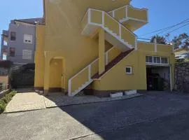 Apartments Tomo