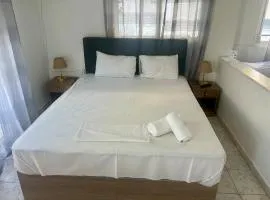 PELEKAN rooms and apartments athina 11