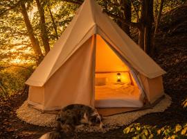 Tipi Nature a l'Ombre des Tilleuls à Vialas en Cévennes - Animaux ferme, viešbutis mieste Vialas