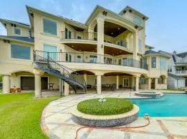 Bayfront Villa w/ Million-Dollar Views in Seabrook