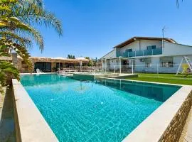 Stunning Home In Murcia