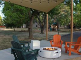 Boulder Twin Lakes Inn, Hotel in Boulder
