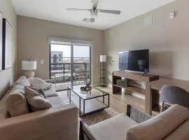 Landing Spectacular 1BD Clubhouse Pool