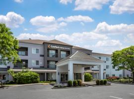 Comfort Inn & Suites Bethlehem Lehigh Valley Airport – hotel w mieście Bethlehem