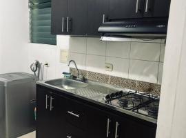 Apartamento Vallenato Fresco con Ventiladores, hotel di Valledupar