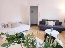 Luxurious 2 bedroom apartment near Jomfru Ane Gade, hotel di Aalborg