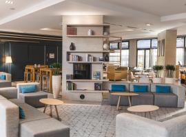 Courtyard by Marriott Paris La Defense West - Colombes, hotel sa Colombes