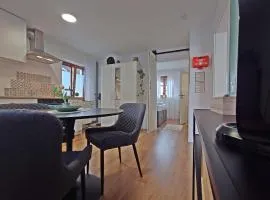 JIRVISTA-Homes, voll ausgestattete Wohnung im EG, kontaktloser Zutritt
