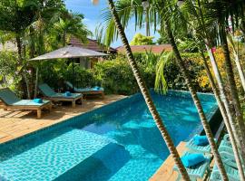 Azure Garden Villa, close to ChoengMon beach, Hotel in Plai Laem