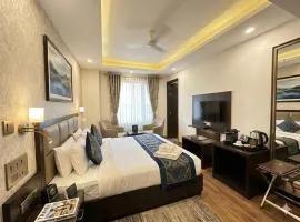 Hotel Rajpath Residency 2 Min Walk From Kaushambhi Metro Station