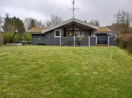 Cozy Summer House And Annex In Tranquility