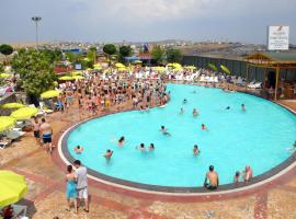 Olympic Park Hotel Aqua & Sports Centre, hotel en Incek