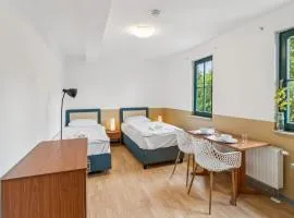 Jenapartments Pension - Studio mit Küche - Parkplatz, Waschmaschine, Trockner