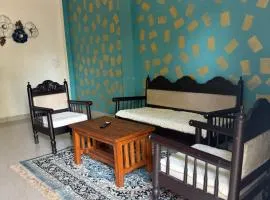 Blue Beds Homestay, Exotic 2BHK AC House