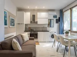 Modern Ground Floor Apt 5min Walk to Beach with AC - Il Lupo Affitta