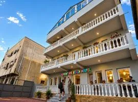 Adventure Beach Guest House