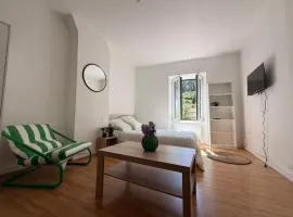 Studio très moderne à Ceyrat