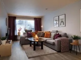 Guestly Homes - 1BR Nordic Apartment