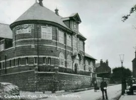 Carnegie Library: Bronte Apartment 1 Bedroom