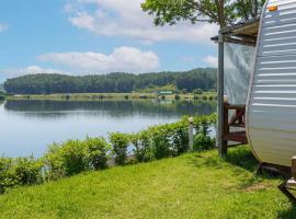 Taean Bibi ArtGlamping, hotel sa Taean