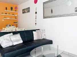 Les Lauriers Roses - 2 bedrooms near Blaye