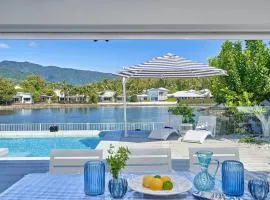 Villa Aura Private Pool Lakefront & Near Beach