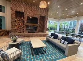 Must Be Nice in Charlotte