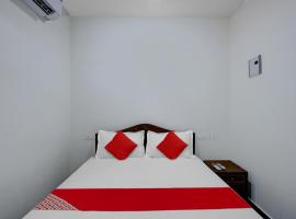 Hotel O river view, hotel a Mennānyam