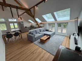 Fully renovated 60m2 apartment next to the sea