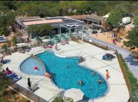 Camping 3 étoiles - Piscine - ccbgecb