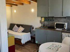 Love Tiny House, hotel v destinaci Faro