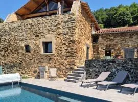 Aubié superbe propriété pour 20 avec piscine