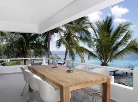 Ocean Huntu Oceanfront Apartments