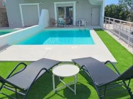 White Shale Lux Suite