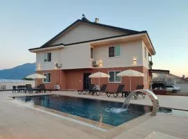 Caramel Houses & Suites