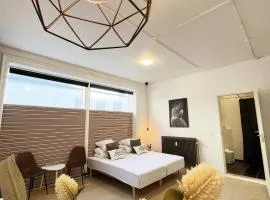 Cozy city central Studio 2 - Free Parking