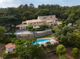 Domaine du Lac - Teritoria, hotel u gradu Flassans-sur-Issole