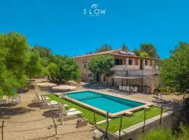Villa Bandris by Slow Villas