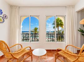 La Dorada 2443, hotel i Manilva