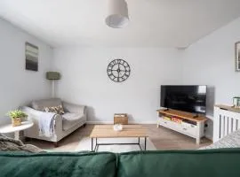 Stoops Hall - 2 bed first floor apartment