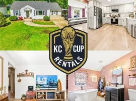 Charming 3BR Home w Spacious Backyard