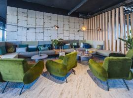Ibis Styles Rouen Centre Rive Gauche, hôtel à Rouen