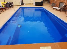 Traplins Accomodation, pet-friendly hotel in Lakes Entrance