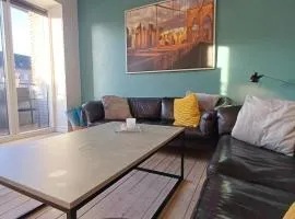 Beautiful Central 7 persons apartment