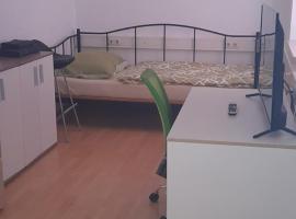 Ela Gar 5, hotel a Garsten