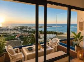 La coline vue sur mer Uniquement les familles