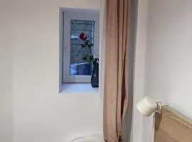 La Petite Rose - Chambre indépendante Omaha Beach