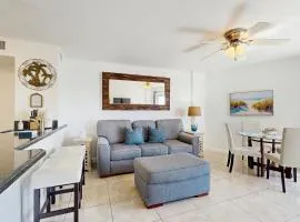 Breezy condo on the water with pool, hot tub & tennis court