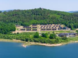Lake Chwil 5618 widok na zalew i góry โรงแรมในซอสนุฟกา
