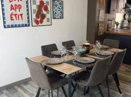 La Halte Parodienne -6 couchages - CalmeTerasse